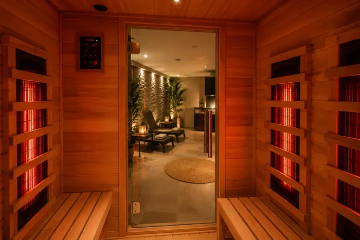 Infracrvena sauna infrared – šta je, kako djeluje, koje su prednosti i postoje li rizici?